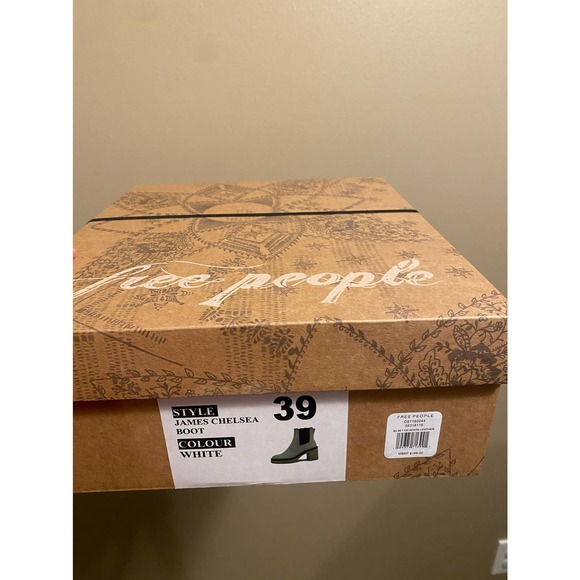 Free People James Chelsea Boots Bone White Size 8.5/39 NWT - Picture 4 of 12